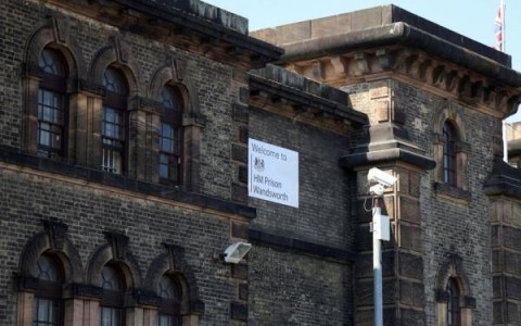 英国警方控告被捕恐怖嫌疑人涉嫌非法逃逸